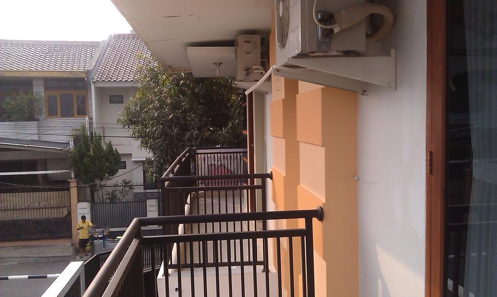 Hotel Rumah Sarwestri Bandung Zewnętrze zdjęcie